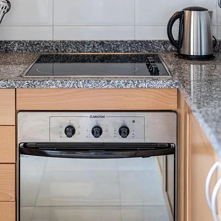 Apartment Miradouro Rocha - T2 Com Vista Mar Portimao